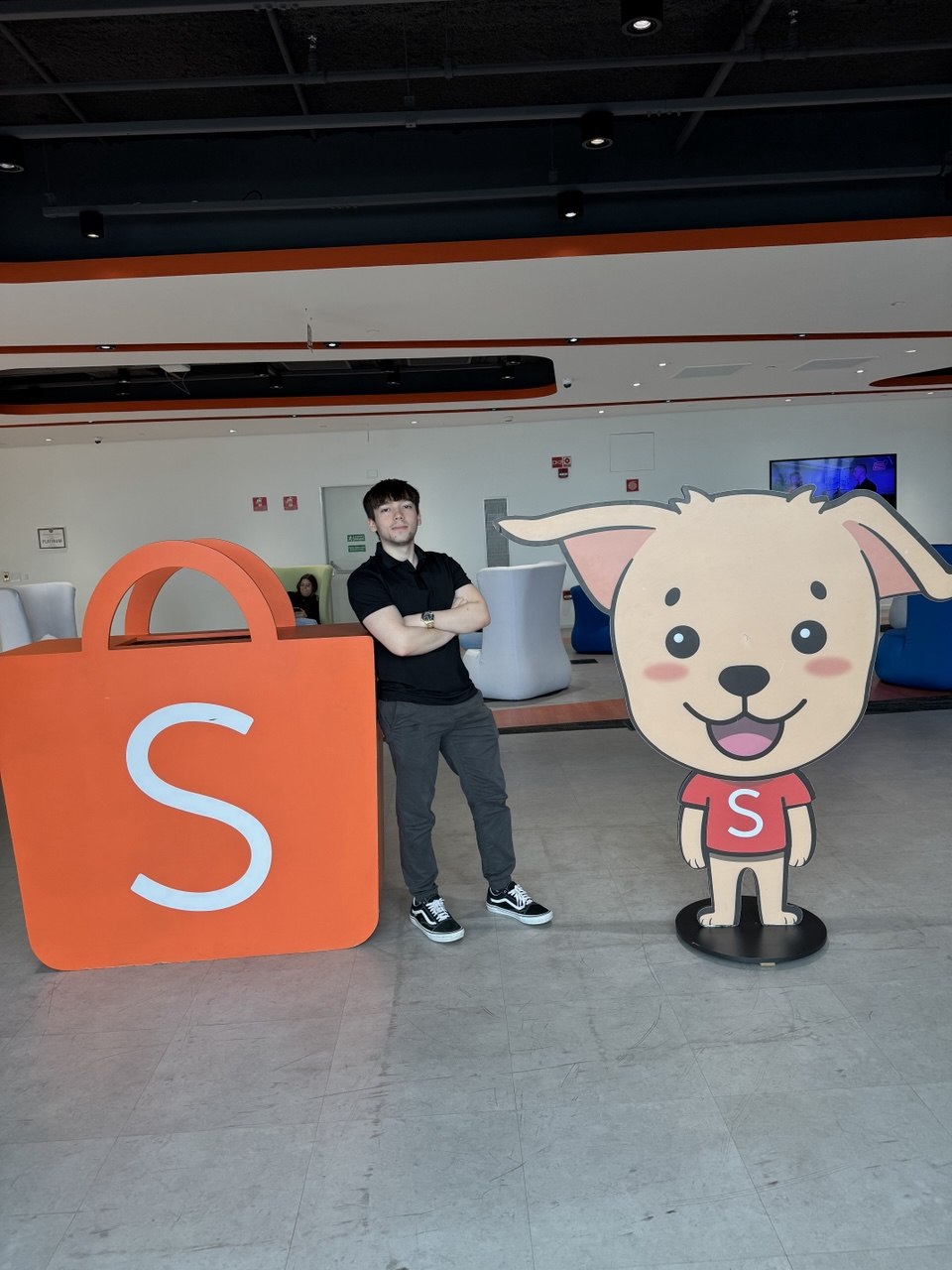 Visita à sede da Shopee